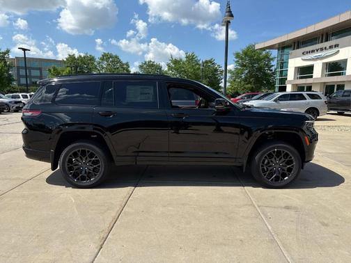 2025 Jeep Grand Cherokee L Summit