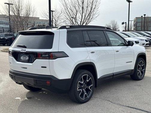2026 Jeep Cherokee Overland