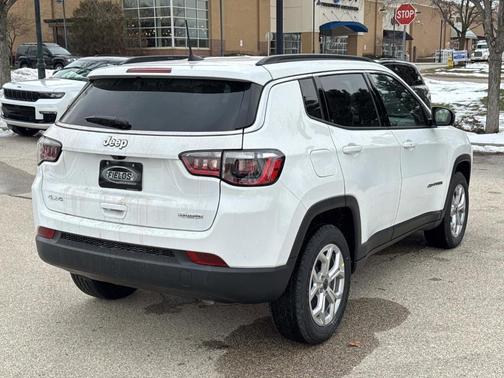2026 Jeep Compass Latitude