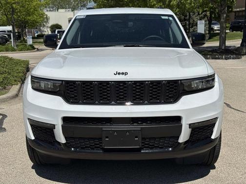 Bright White Clearcoat 2024 Jeep Grand Cherokee L Limited