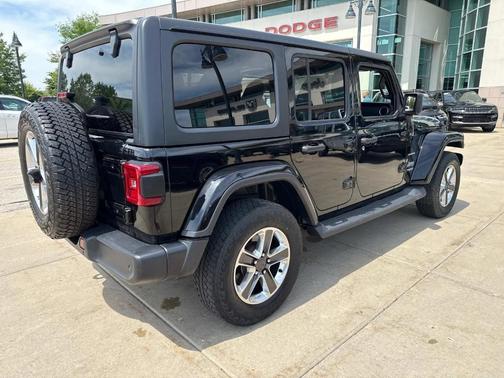 2020 Jeep Wrangler Unlimited Sahara