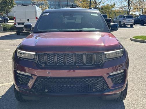 2025 Jeep Grand Cherokee Summit