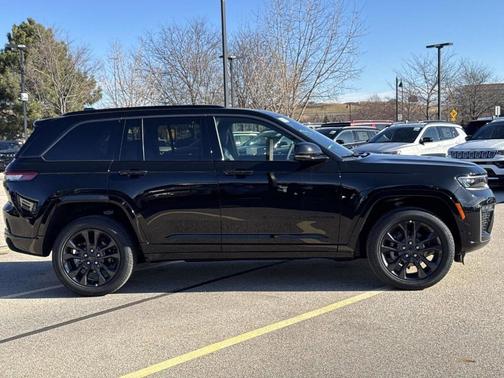 2026 Jeep Grand Cherokee Limited Reserve 4x4