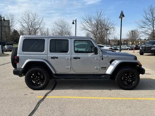 2021 Jeep Wrangler Unlimited Sahara Altitude