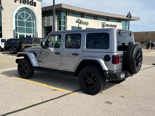 2021 Jeep Wrangler Unlimited Sahara Altitude