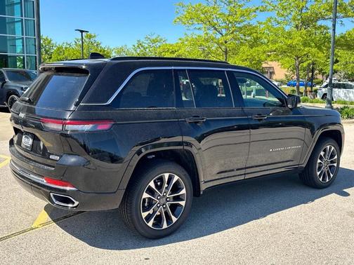 2025 Jeep Grand Cherokee Overland