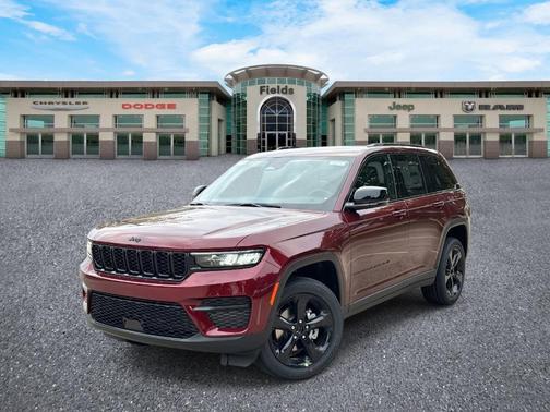 2025 Jeep Grand Cherokee Laredo