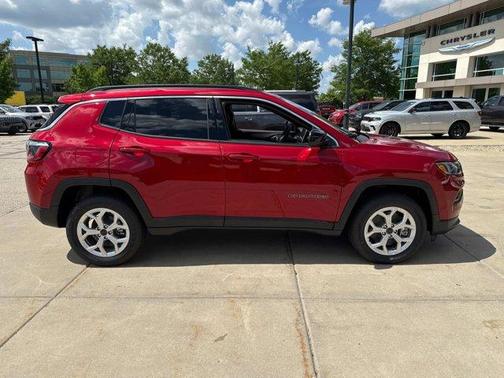 2025 Jeep Compass Latitude