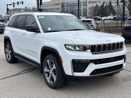 Bright White 2026 Jeep Grand Cherokee Limited 4x4