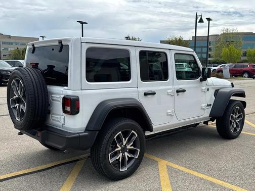 2025 Jeep Wrangler 4xe Sport