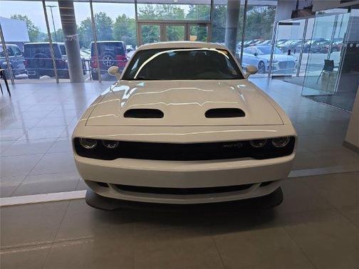 White Knuckle Clearcoat 2023 Dodge Challenger SRT Hellcat
