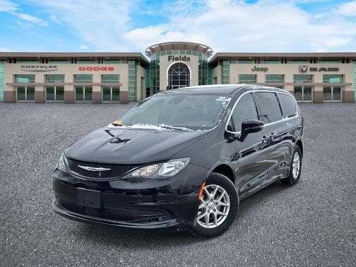 2025 Chrysler Voyager LX