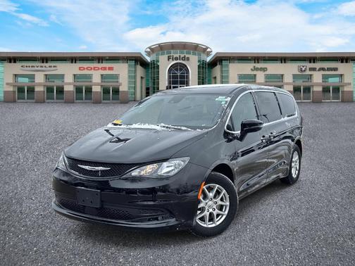 2025 Chrysler Voyager LX