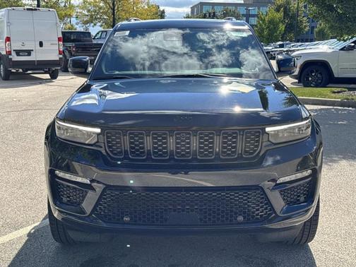 2025 Jeep Grand Cherokee Summit