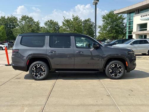 2025 Jeep Wagoneer Series II
