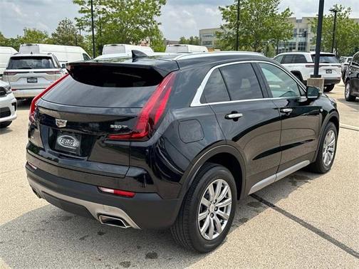 2021 Cadillac XT4 Premium Luxury