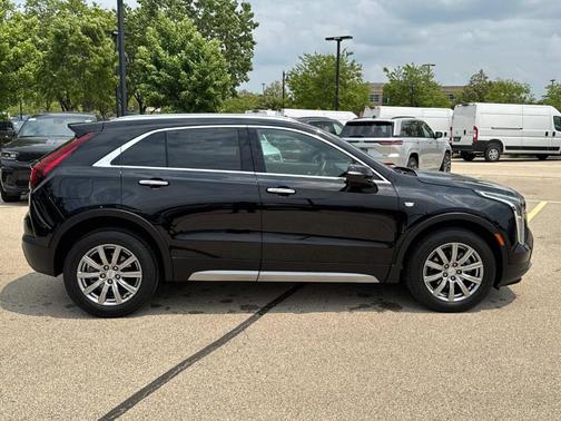 2021 Cadillac XT4 Premium Luxury