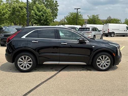 2021 Cadillac XT4 Premium Luxury
