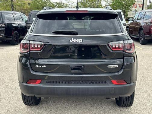 Diamond Black 2024 Jeep Compass Latitude Lux
