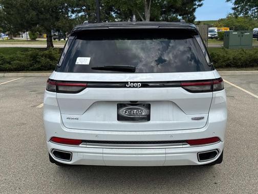 2025 Jeep Grand Cherokee Summit