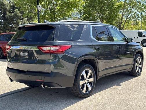Graphite Metallic 2019 Chevrolet Traverse LT Leather