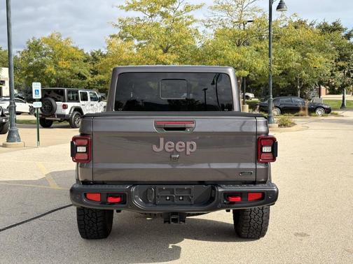 Granite Crystal Clearcoat Metallic 2020 Jeep Gladiator Rubicon