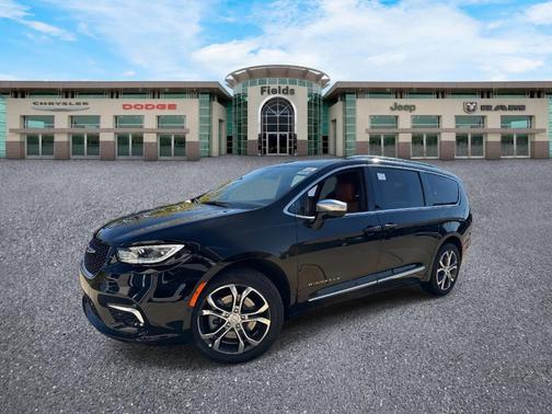 2026 Chrysler Pacifica Pinnacle AWD