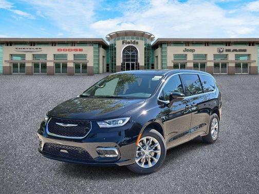 2026 Chrysler Pacifica Select AWD