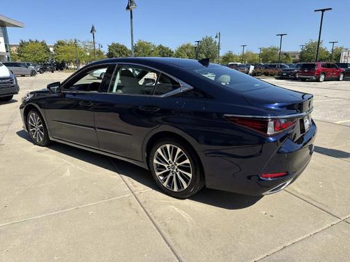 2019 Lexus ES 350 