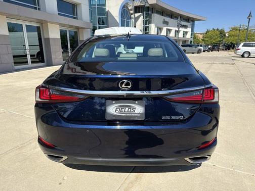 2019 Lexus ES 350 