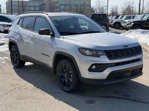 Silver Zynith 2026 Jeep Compass Latitude