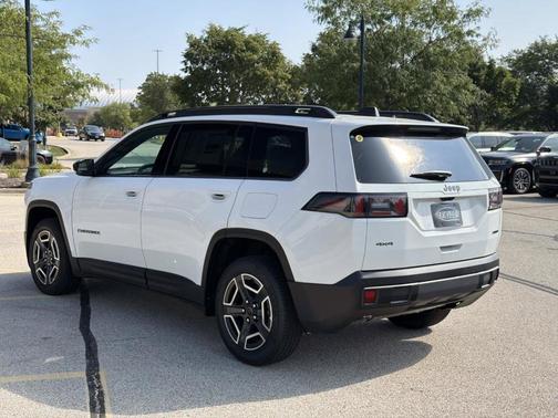 Bright White 2026 Jeep Cherokee LAREDO/LIMITED