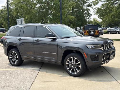 Metallic 2024 Jeep Grand Cherokee Overland
