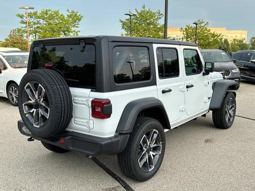 2025 Jeep Wrangler 4xe Sport