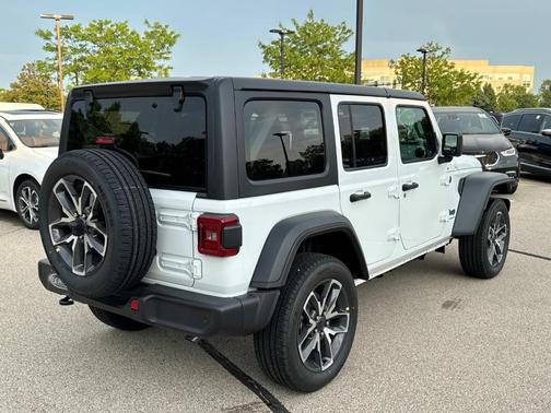 2025 Jeep Wrangler 4xe Sport