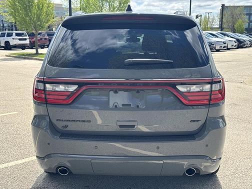Gray 2026 Dodge Durango GT HEMI V8