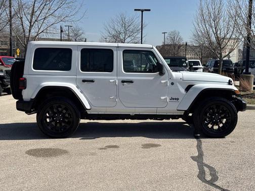 2025 Jeep Wrangler 4xe Sahara