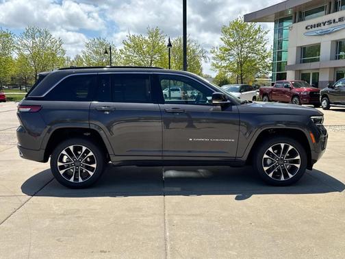 2025 Jeep Grand Cherokee Overland
