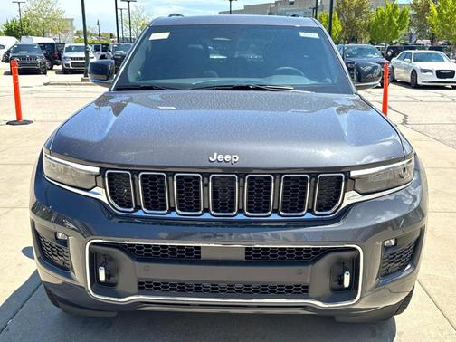 2025 Jeep Grand Cherokee Overland