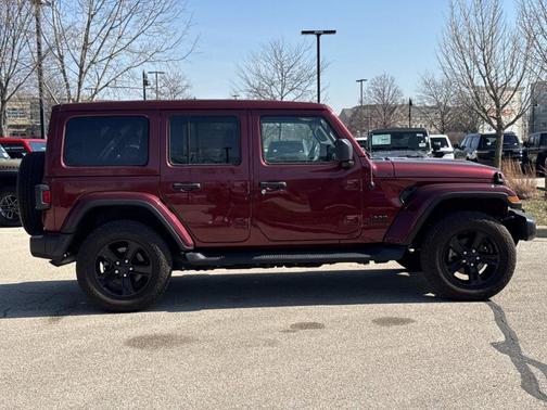 Snazzberry Pearlcoat 2021 Jeep Wrangler Unlimited Sahara Altitude
