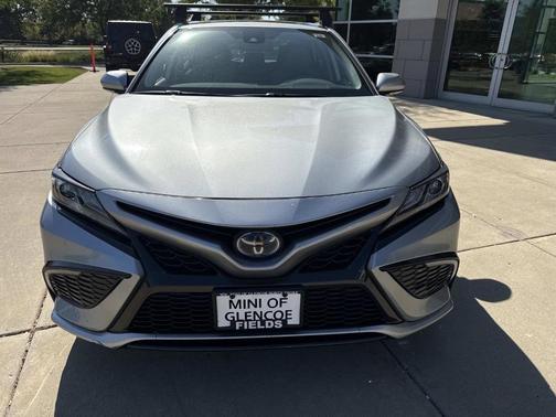 2021 Toyota Camry Hybrid XSE