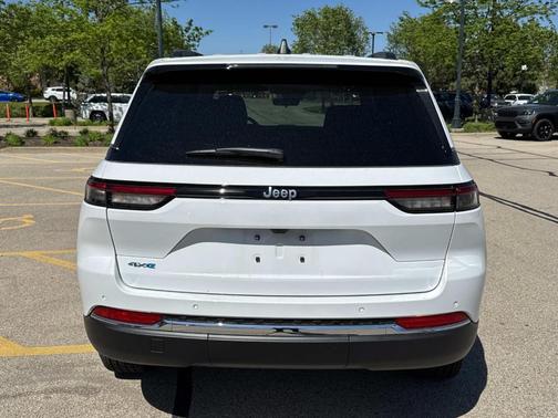 2025 Jeep Grand Cherokee 4xe Base