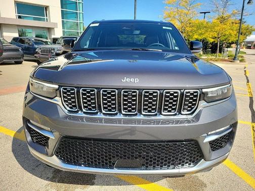 2025 Jeep Grand Cherokee Summit