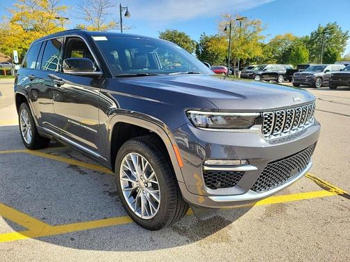 2025 Jeep Grand Cherokee Summit