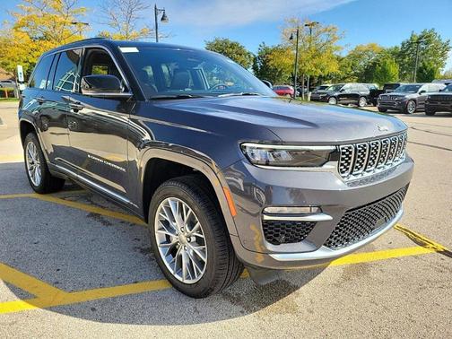 2025 Jeep Grand Cherokee Summit