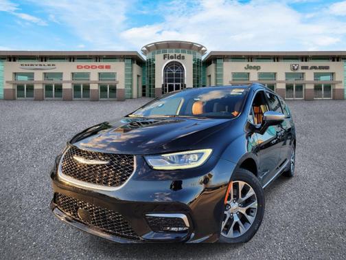 2025 Chrysler Pacifica Hybrid Pinnacle