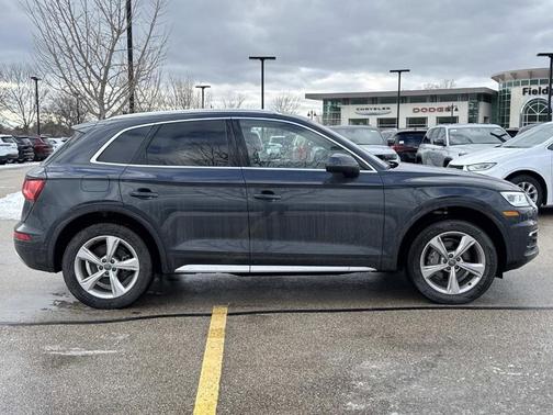 2020 Audi Q5 45 Prestige