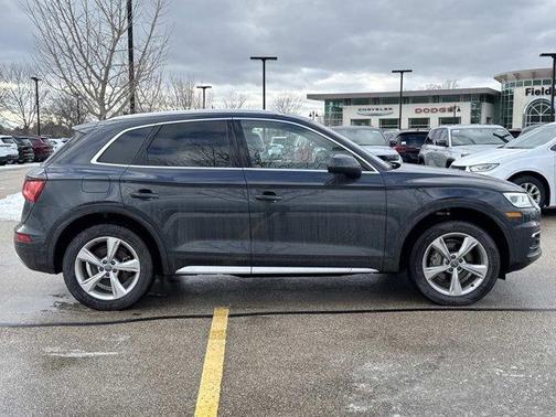 2020 Audi Q5 45 Prestige