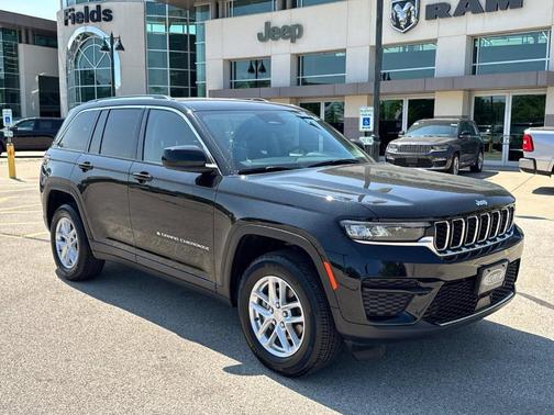 2023 Jeep Grand Cherokee Laredo