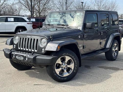 Granite Crystal Clearcoat Metallic 2018 Jeep Wrangler JK Unlimited Sahara SUV